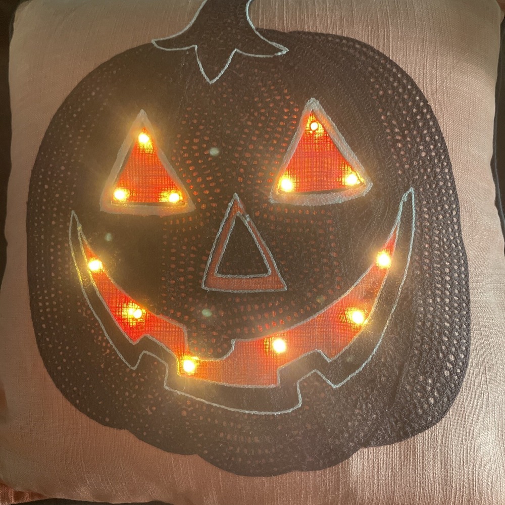 Pier 1 Imports Halloween Pumpkin Pillow Throw Accent Harvest Fall LED 15x15 Rare
